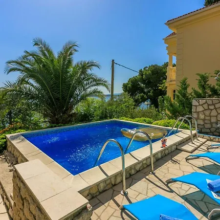 House Blanka Ferienhaus Dramalj